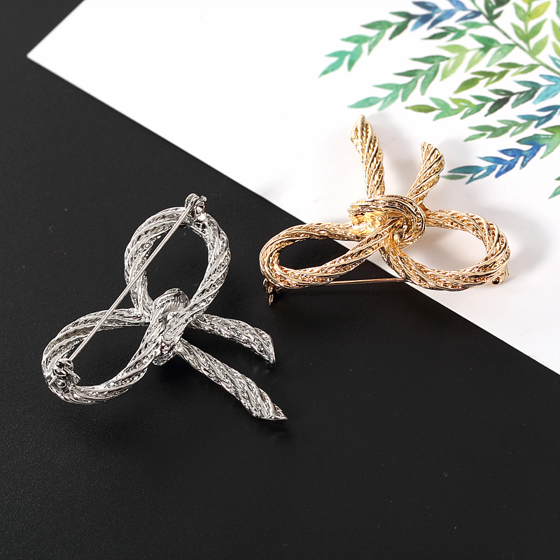 Klassische Metall-Schmuckbrosc – Men'S Formal Wear Jewelry Bewertung und Preis